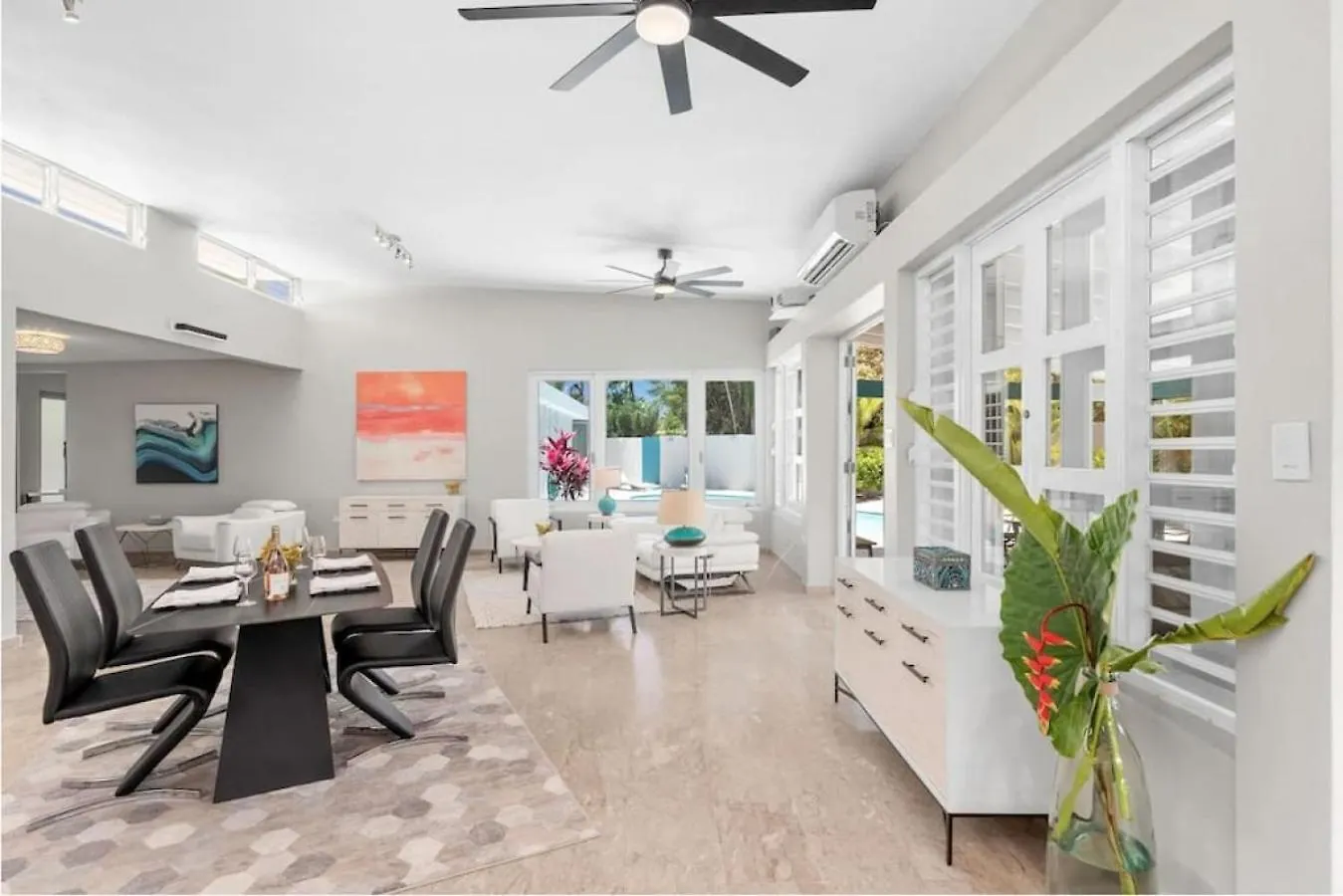 Waterfront Luxury Home With Dock In San Juan Pinones 0*,