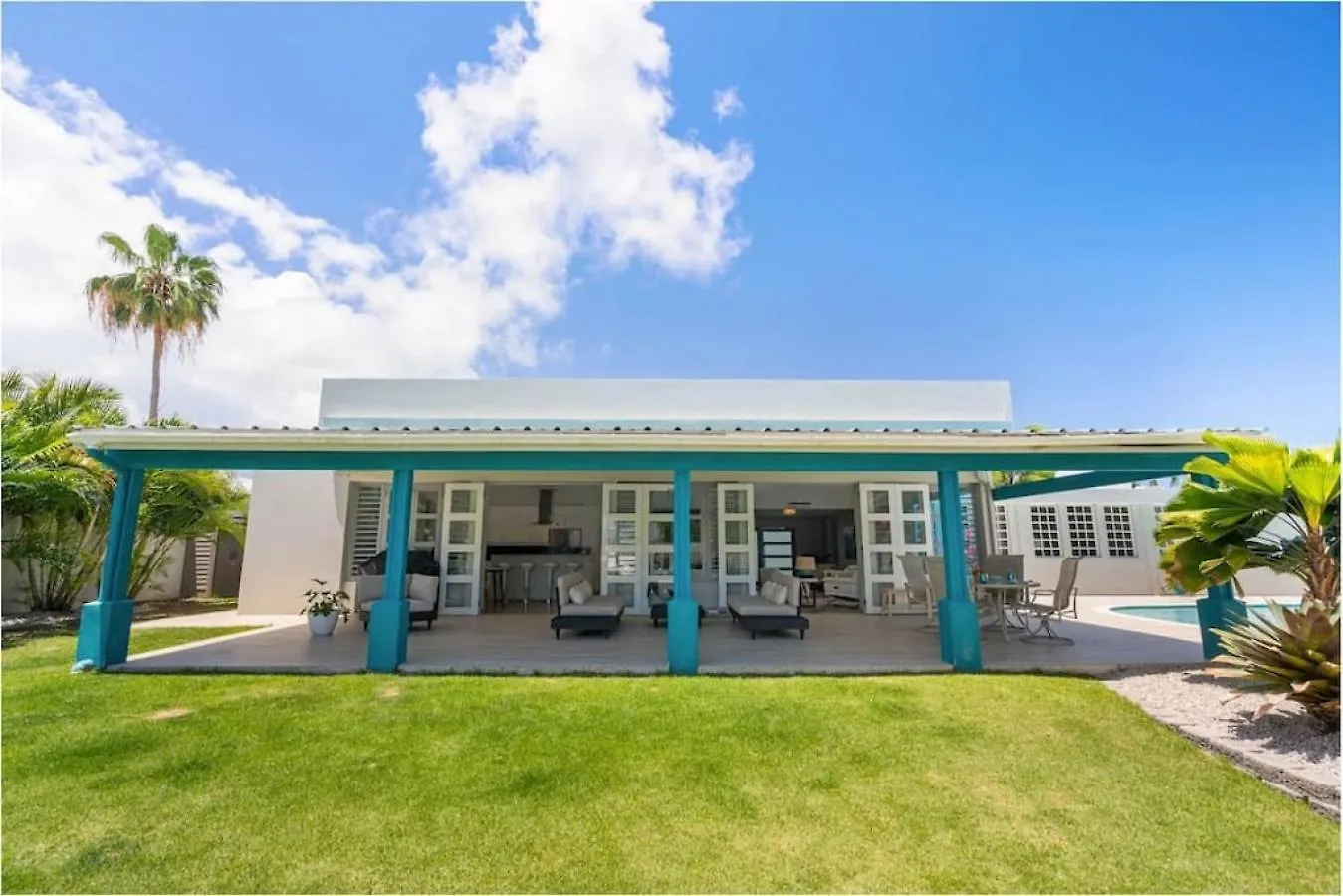 Feriehus Waterfront Luxury Home With Dock In San Juan Pinones Puerto Rico